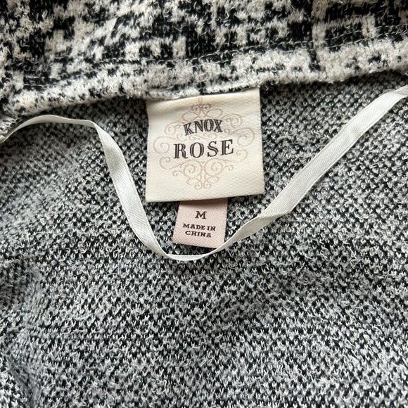𝅺Knox Rose Open Long Sleeve Cardigan Sweater Aztec • Used • Size: Medium​ - Picture 7 of 7